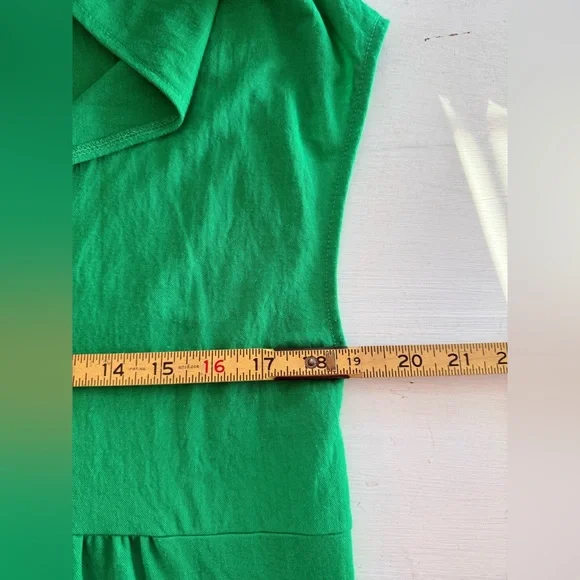 Zara Women’s Green Tiered Midi Ruffled Short Sleeve V-neck Dress Size SMALL - Picture 6 of 9